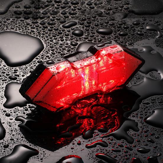 Cykellampa Bakljus Fjärrkontroll Vattentät Robust Mountainbike Bakljus Blinkers Varningslampa Uppladdningsbar Lampa för Nattcykling