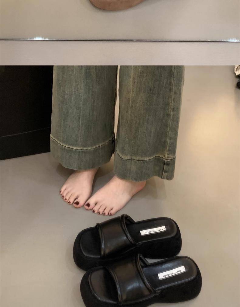 Women's Summer Thick Sole Black Petite Height-Increasing Flip-Flops 2026, Versatile Single Strap Design