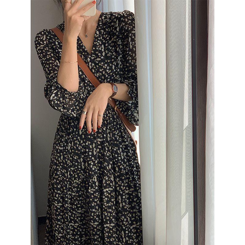 

Женское весенне-летнее платье большого размера в цветочном стиле для отпуска Black Floral 3XL