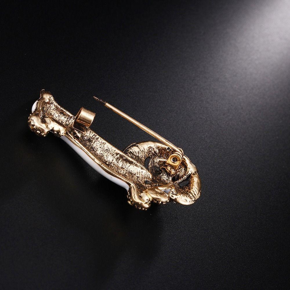Girl Gift Zinc Zinc Alloy Casual Animal Dachshund Dog Brooch Clothing Accessory Fashion Jewelry Women Brooch