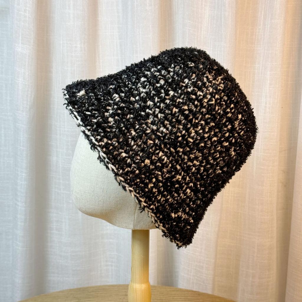 Fashionable Mixed Color Knitted Fisherman Hat for Women Trendy and Versatile Face Covering Small Basin Hat Warm Bucket Hat