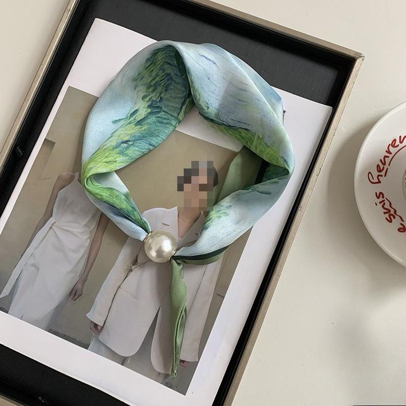 Magnetic Buckle Silk Scarf Women's New Pearl Necklace Light Luxury High-end Fashion All-match Scarf Polka Dot Silk Scarf