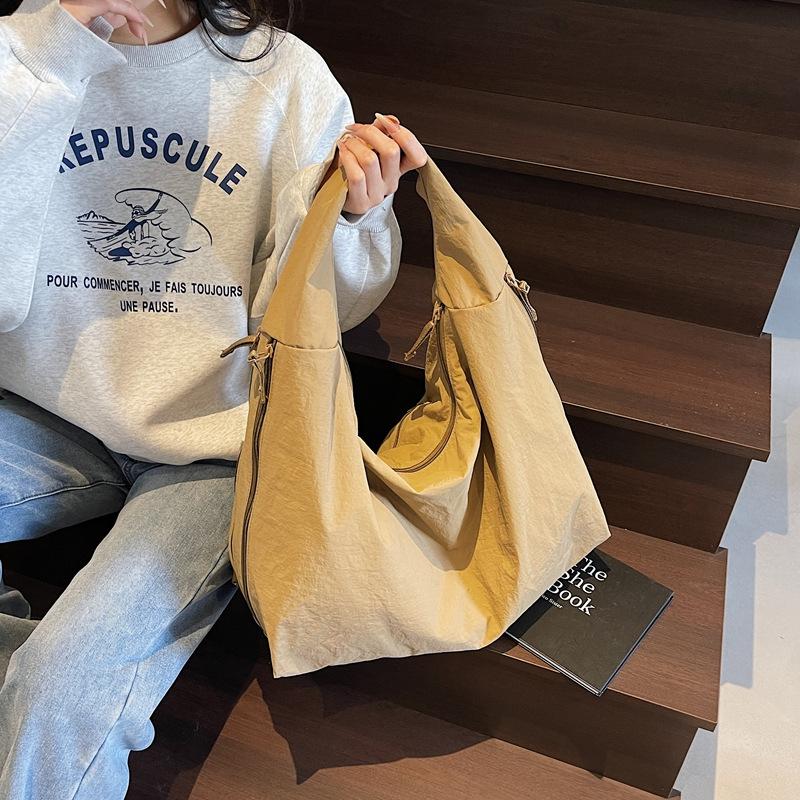 Canvas Tote Bag New Large Capacity Trend Lazy Style Casual Armpit Bag Daily Simple Commuter Bag