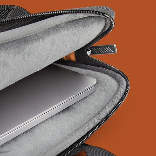 Uniq Torba Stockholm Laptop 16 Niebieski/Abyss Blue