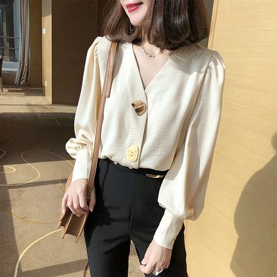 Shirt Women's Design Sense Niche 1116 New Retro Hong Kong Flavor V-neck Early Autumn Top Light Lantern Sleeve Shirt