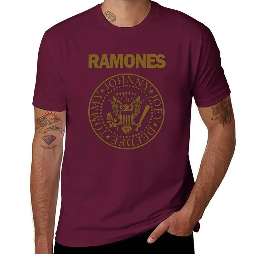 Anime T Shirts for Men Graphic Golden Ramone Sweat Oversized Harajuku Graphic Men Clothing Summer Funny Style Oversized T Shirt