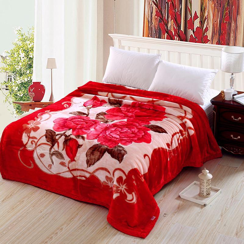 Double-Layer Raschel Blanket: Thick, Warm Crystal Velvet Cover for Autumn and Winter