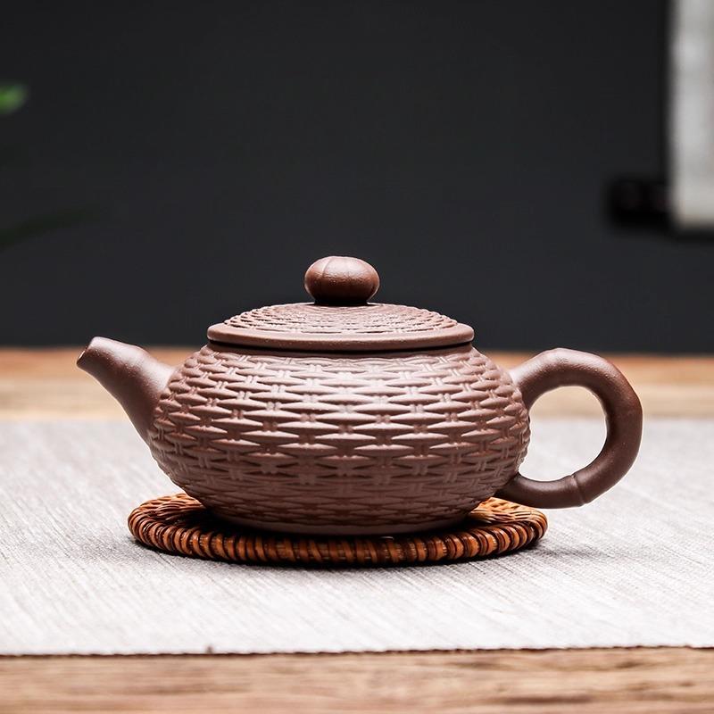 

Earthenware Pot of Yixing Household Chinese Handmade Xishi Teapot Filter Large Tea Pot Bamboo Woven Antique Ceramic Tea Set