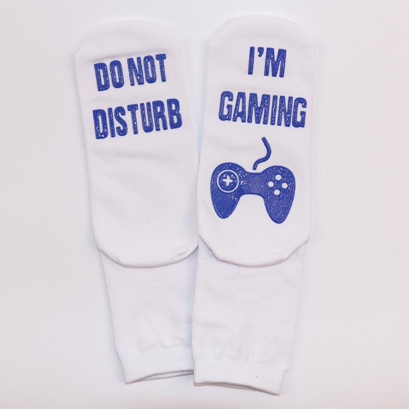 Trendy Mid-Calf Sports Socks: Lettered Soles, Non-Slip Design, Creative Casual Style for Gaming