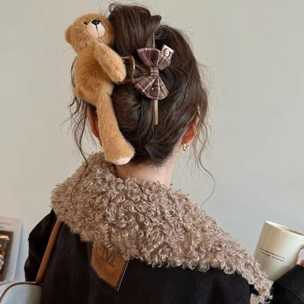 Elegant Bear Hair Clip Versatile Cute Hair Accessories Cartoon Plush Hair Claw Children's Hairpin
