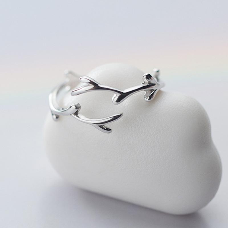 New Simple Fashion Antler Copper Jewelry Personality Branch Popular Leaf Opening Rings R039