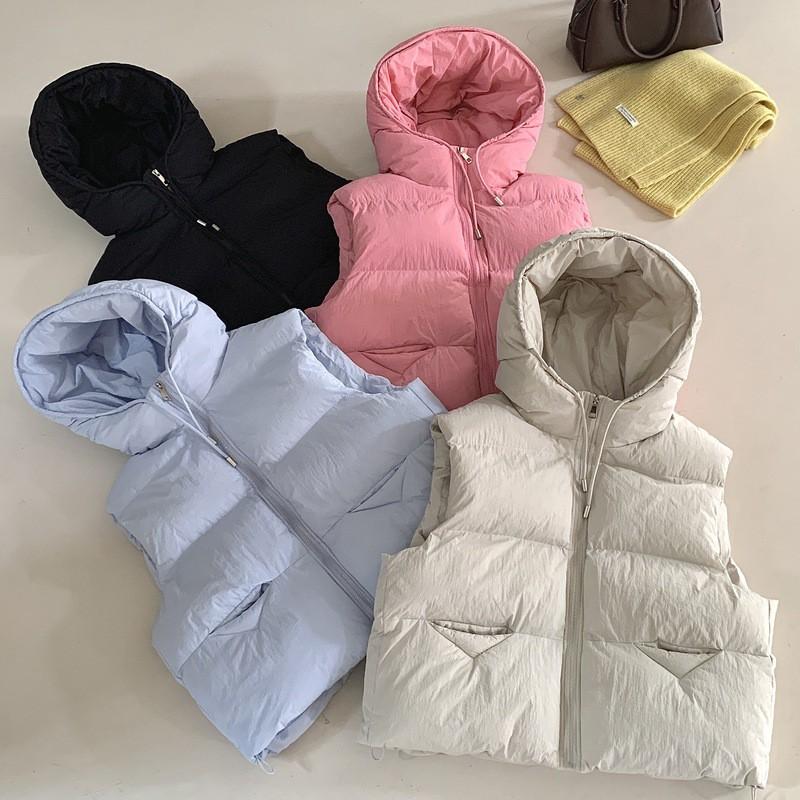Womens Hooded Puffer Vest Short Warm Cotton-Padded Sleeveless Jacket Fall Winter Loose Fit
