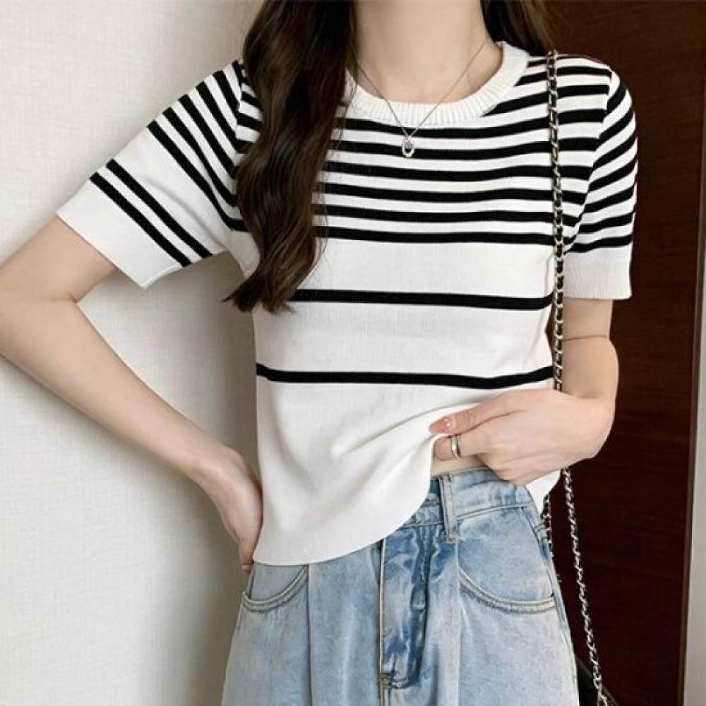 Navava Women Daily STripe PoinT Round Neck Crop ShorT Sleeve KniT T shirT Nk3596