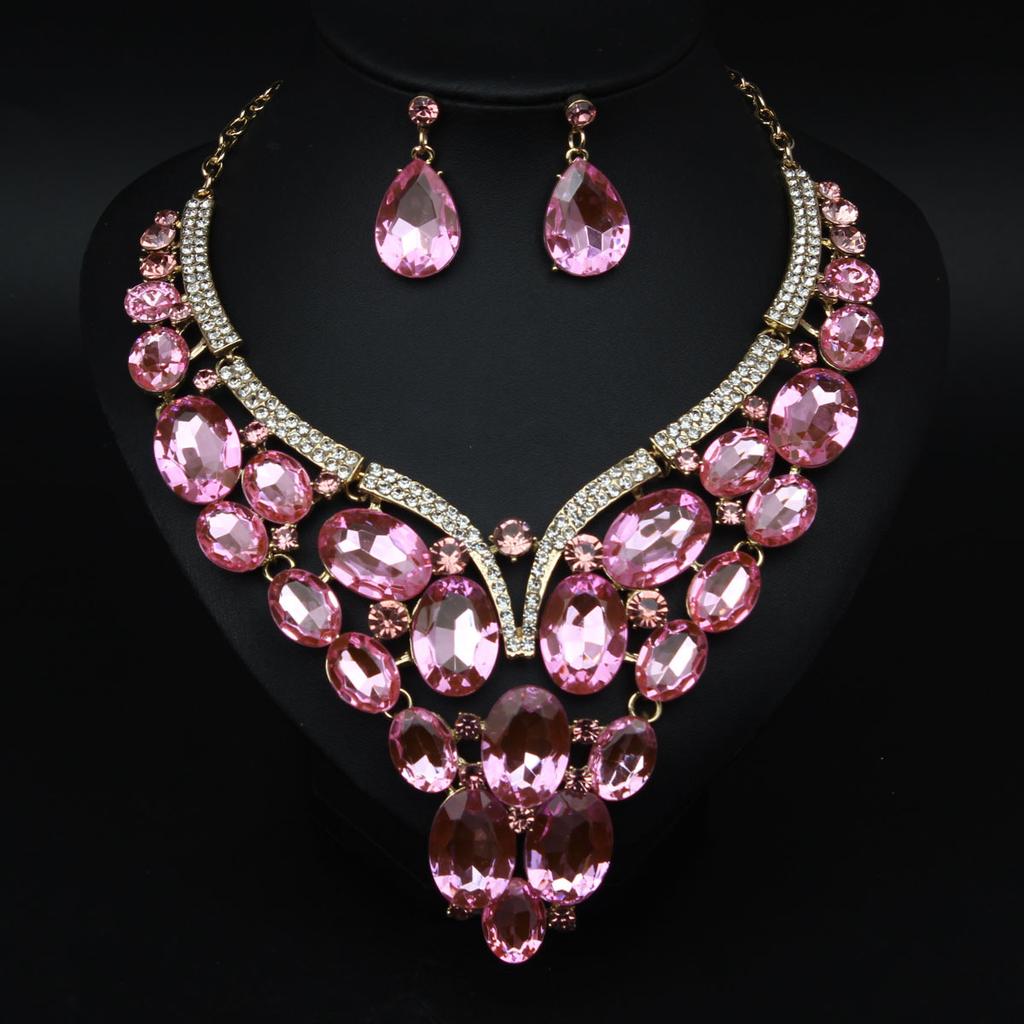 2026 Europäisches und Amerikanisches Übertriebener Luxus Kristall Halskette Ohrringe Set Damen Bankettkleid Braut Accessoires