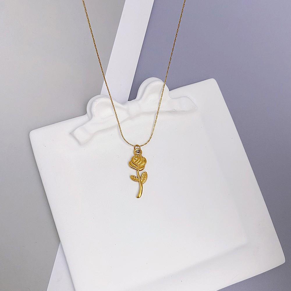 Elegant 3D Rose Floral Necklace: 18K Gold-Plated Titanium Steel, European French Design