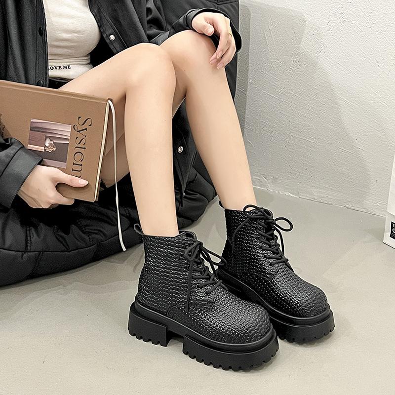 Woven hollow Martin boots women's thin 2025 summer new European thick-soled cool boots women's Internet celebrity locomotive short boots