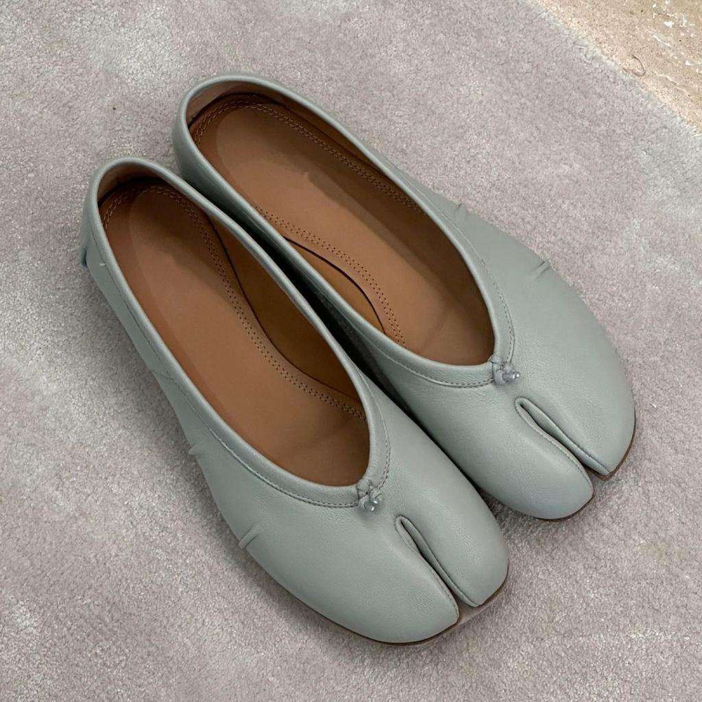 Women's 2026 Sheepskin Split-Toe Ballet Flats - Versatile, Shallow-Cut, Pleated Shoe