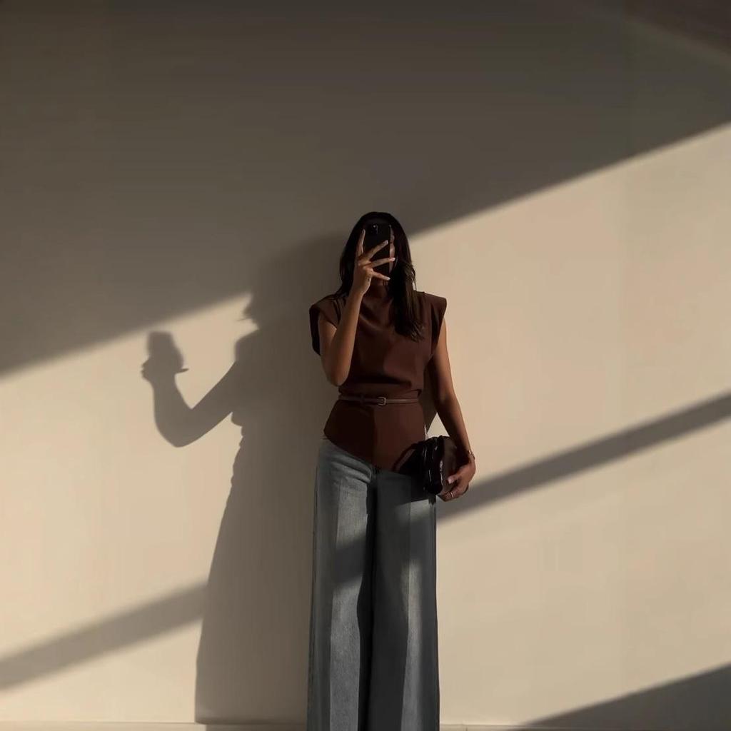 Nový evropský a americký módní jednoduchý plisovaný dekorativní top bez ramen