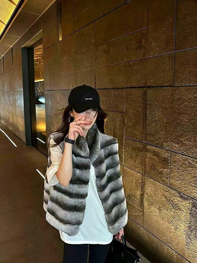 New Rex Rabbit fur vest female chinchilla high-end short thickened fur integrated vest