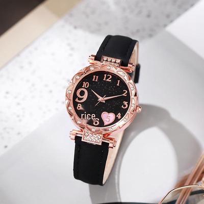 Montre à quartz élégante pour femme: Bijoux de mode polyvalents et décontractés