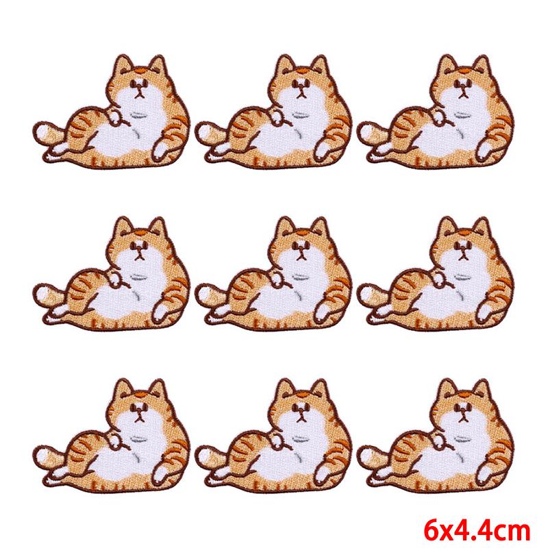 10 Pcs/lot Wholesale Embroidery Patch Iron On Patches For Clothing Patches On Clothes Jackets Decor Applique Sew Supplies