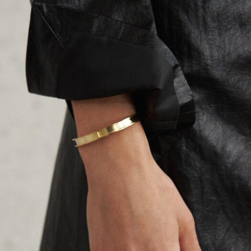 

LINKY LABORATORY H Beam Bangle B gold