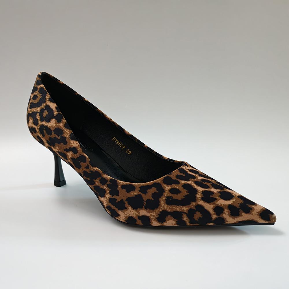 Women Leopard Print Pointed Toe Pumps Kitten Heels 7cm Dress Shoes for Office Wedding Party