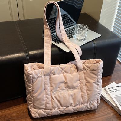 Damentaschen – Geräumige Taschen
