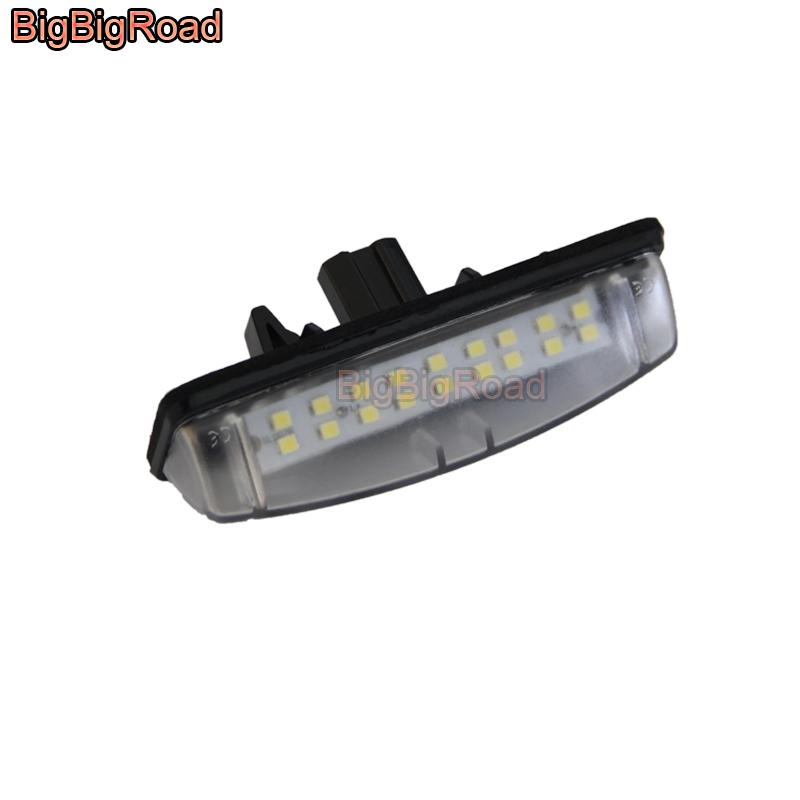 BigBigRoad Car License Plate Lights Number Frame Light For Mitsubishi Nativa Challenger Pajero Sport / Pajero Montero Sport