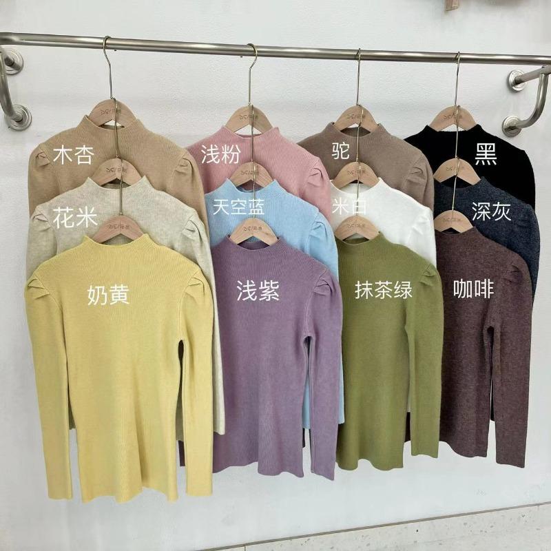 Semi-turtleneck sweater bottoming shirt for women with new autumn and winter design sense slim-fitting bubble long-sleeved knitted sweater for women