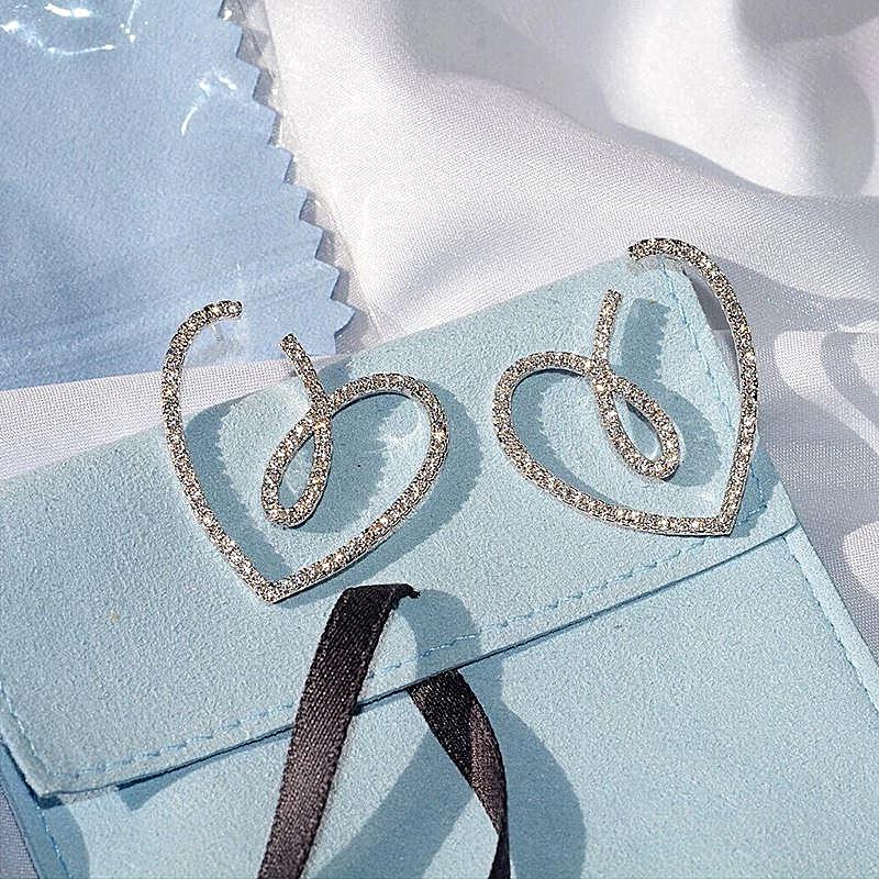 

Серьги-сердечки с блестящими стразами для женщин