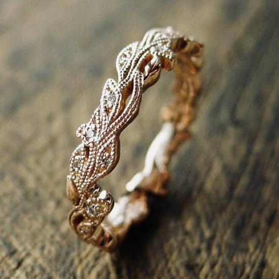 European  American Retro Leaf Fashion Ring Size 9