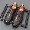 Fashion Official Website Hot Selling Men's Brogue Shoes Pointed Trendy Banquet Dress Shoes Retro Brown Men's Business Leather Shoes
