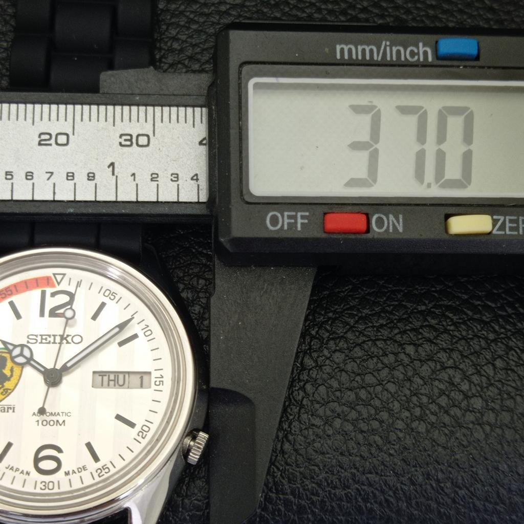 SEIKO AUTOMATIC VINTAGE JAPAN 7009A MENS FERRARI DIAL WATCH a700490-5