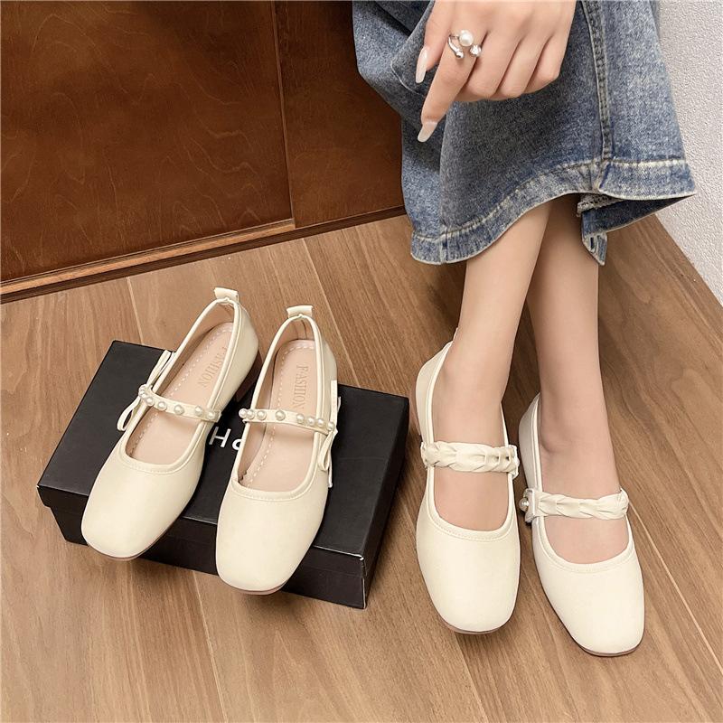 Mary Jane Single Shoes Women's Thick Heel Evening Fairy Wind 2025 New Spring and Summer Women's Shoes Middle Heel Mother Shoes Small Leather Shoes