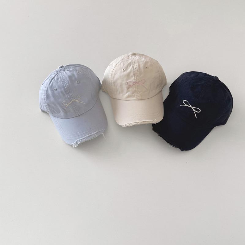 Sweet Children Baseball Cap INS Simplicity Korean Fashion Cute Embroidery Bow Peak Cap for Kids Travel Outdoor Sunshade Hat