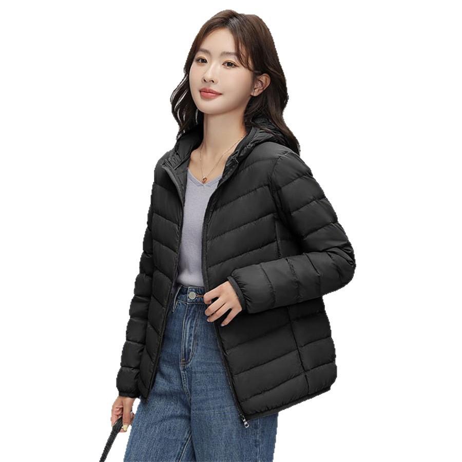 Women's Hooded Lightweight Puffer Jacket Horizontal Quilted Zip Up Short Casual Winter Coat Solid Color Outerwear