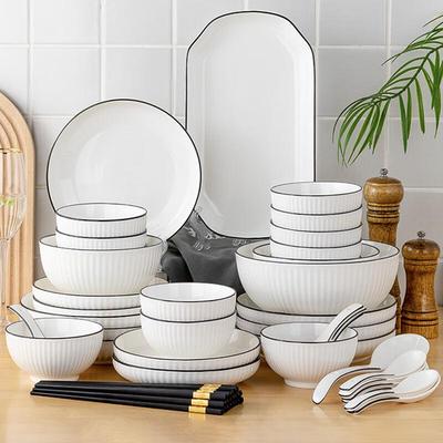 Stoviglie – Set di stoviglie