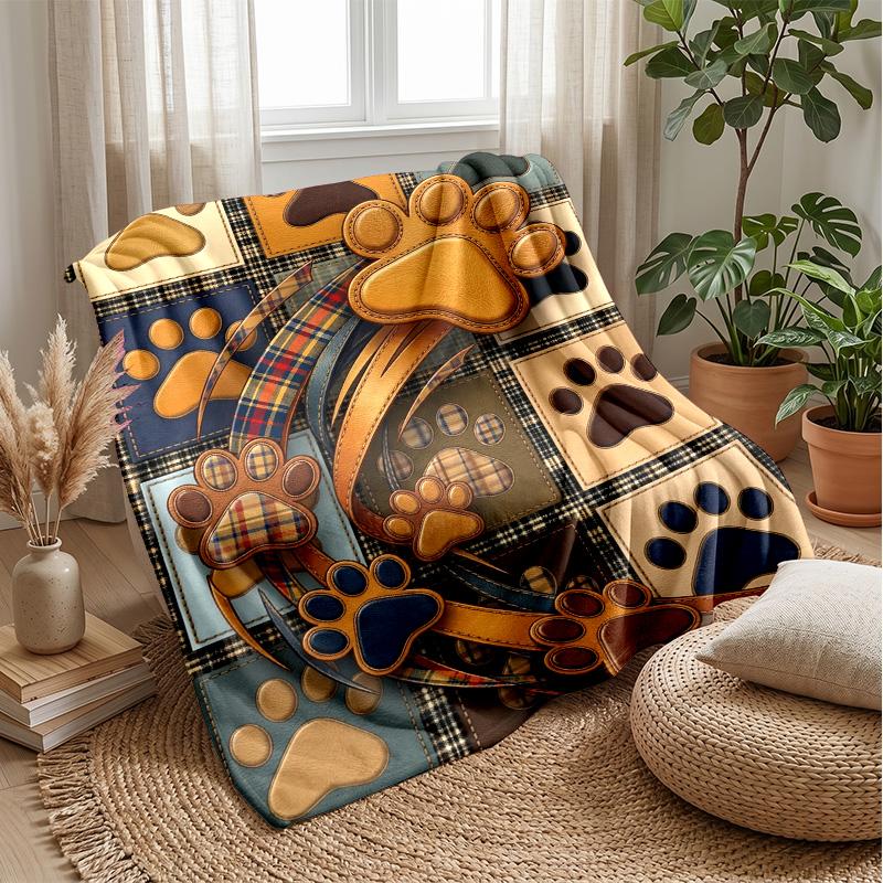 Paw Prints Pattern Design Theme Blanket Lightweight Warm Flannel Blanket Decorative Throw Blanket for Home Decoration