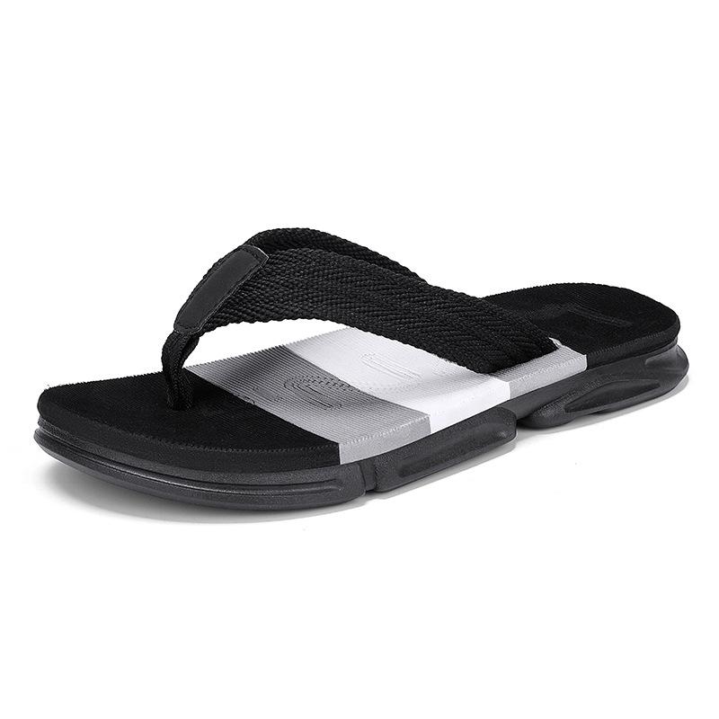 

Large size men s color matching slippers summer indoor and outdoor casual flip-flops breathable casual pinch beach shoes 39