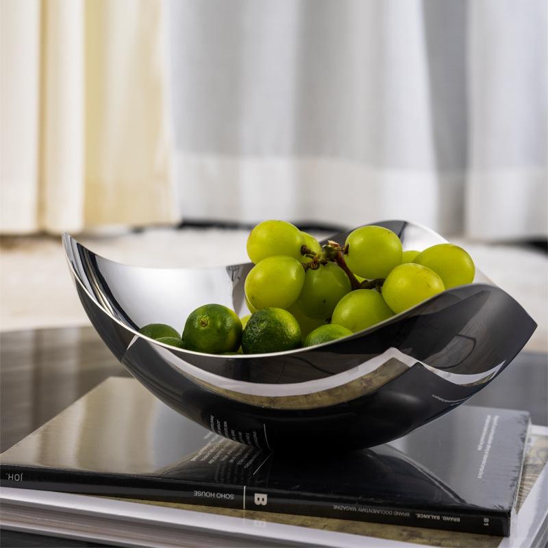 Stainless Steel Fruit Bowl Luxury Large Nuts Food Plate Living Room Kitchen Fruit Bowls Simple Nordic Petal Tray Home Decoration
