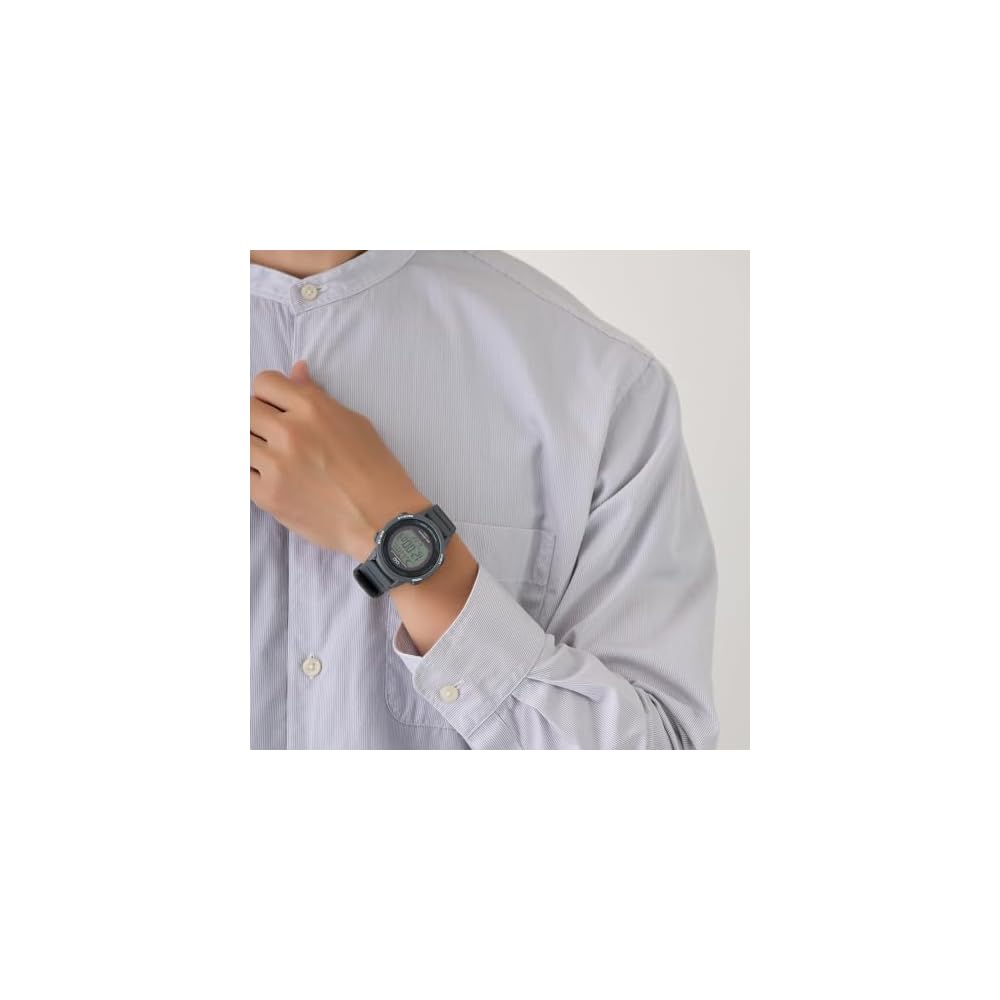 Citizen Q&Q Digital Solar Waterproof Watch Date Men's Navy with Resin Strap D01A-002VK