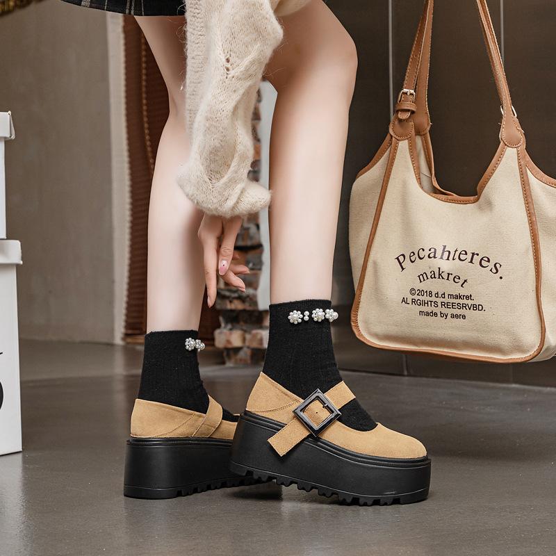 

2025 spring and autumn new thick-soled Mary Jane women s shoes Korean version of fashion solid color simple round head buckle medium mouth tide 33
