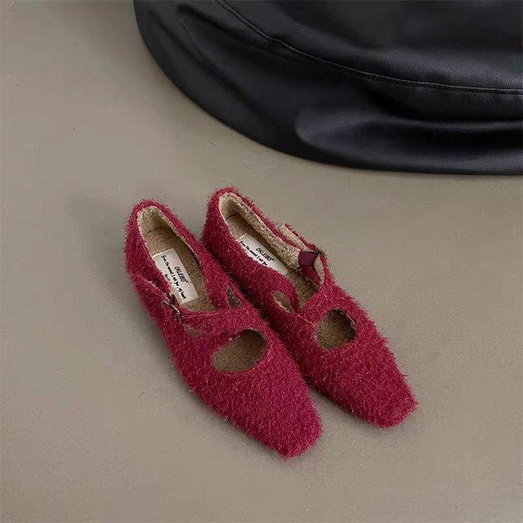 French Small Fragrant Style Low-heeled Single Shoes Women's Plush Fluffy Shoes Outer Wear 2025 New Shallow Grandma Shoes Ballet Shoes