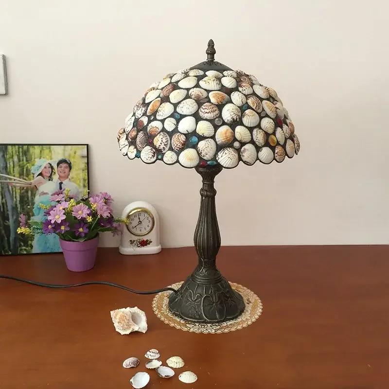 Shell Tiffany Table Light Bed Lamp Room Decor Stained Glass Luminaria for Home Bedroom Bedside Night Stand Desk Lighting Fixture