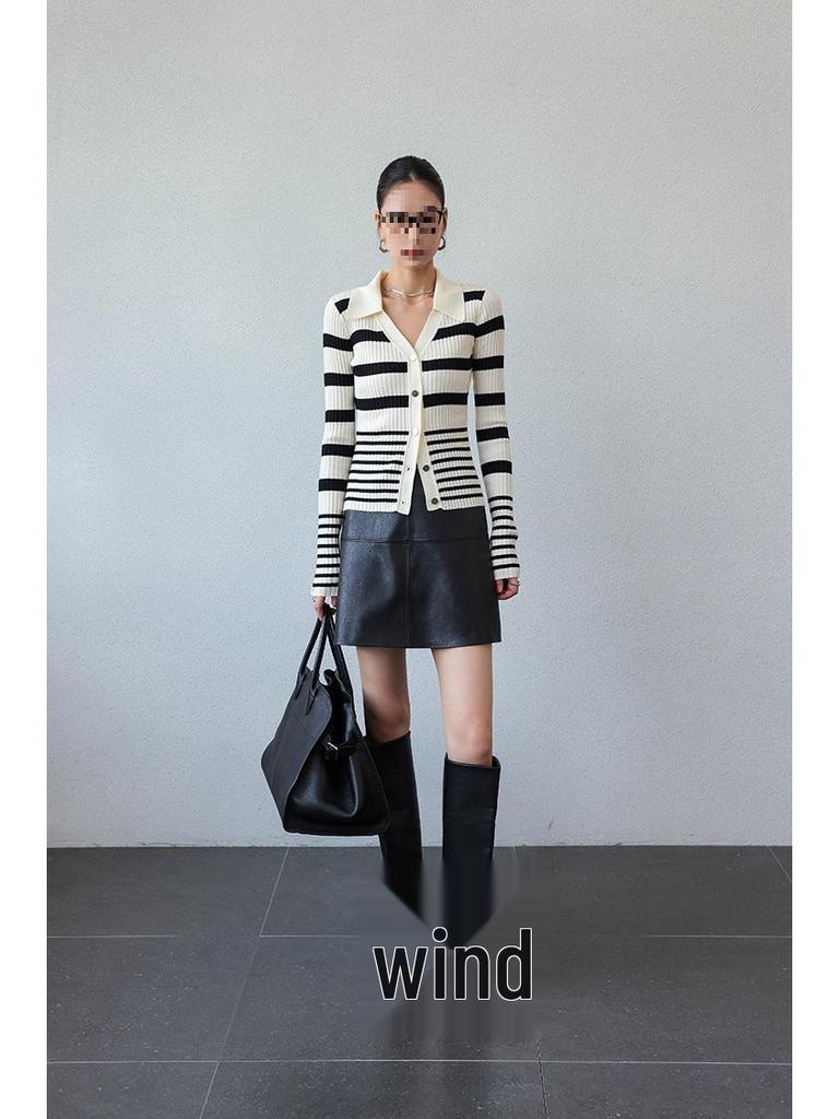 JWUNIQUE Women's Dimple Black High-Waisted A-Line Leather Mini Skirt for Slimming Fit - 2025 Autumn Collection