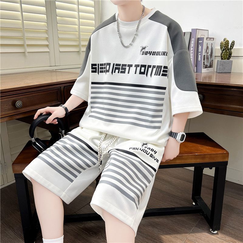 

Summer Men s Youth Round Neck Short-sleeved T-shirt Suit Thin Student Handsome Shorts 2-piece Set S