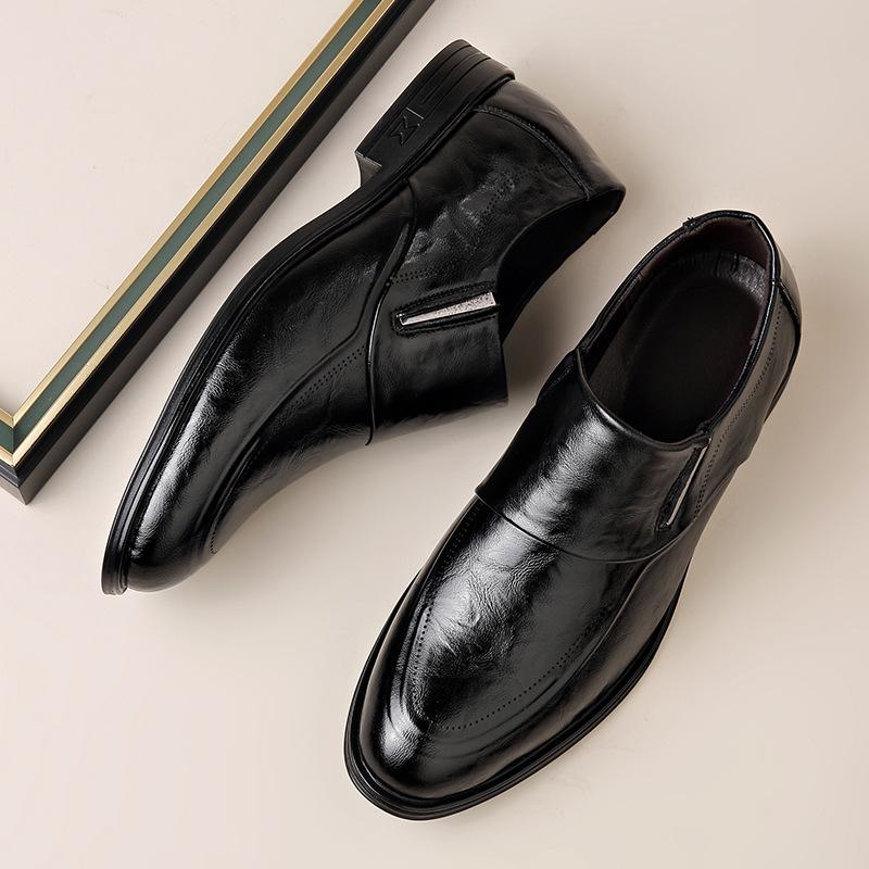 Men's Leather Shoes Men's Autumn and Winter Business Dress Soft Leather Soft Bottom Pointed Head One Pedal Suit Shoes Wedding Groom