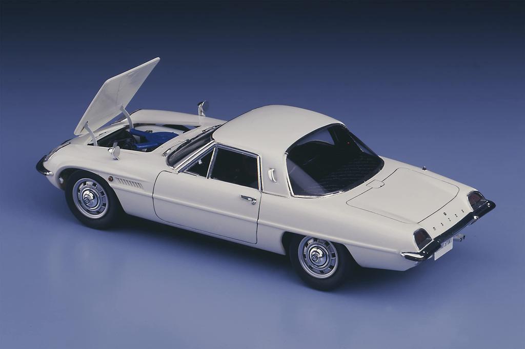 Hasegawa Mazda Cosmo Sport Super Detail Plastic Model CH46 1/24