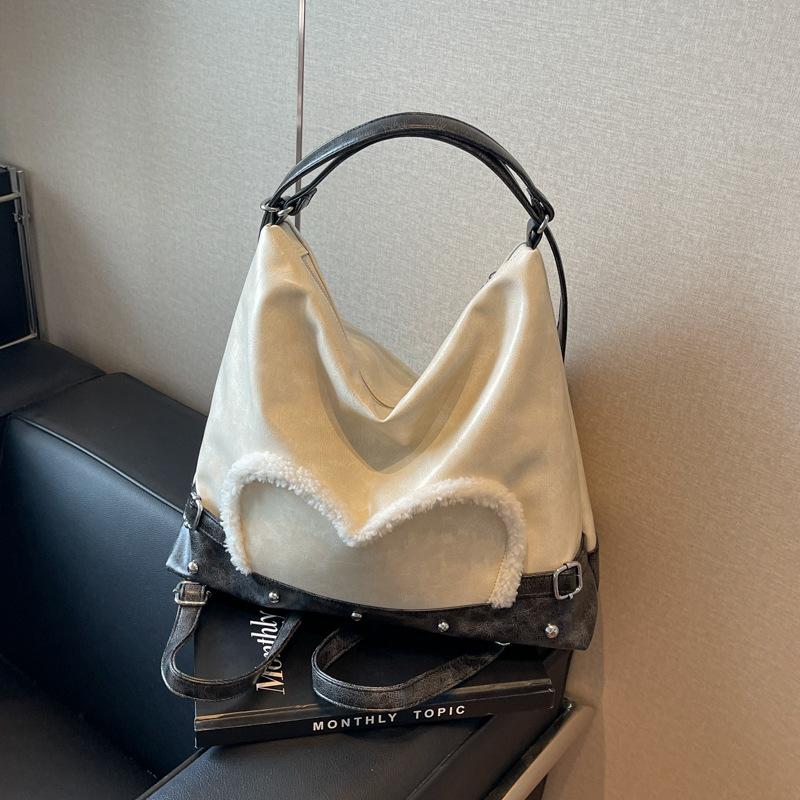 

Korean version of casual large-capacity underarm bag women s 2024 new shoulder tote bag versatile contrasting backpack